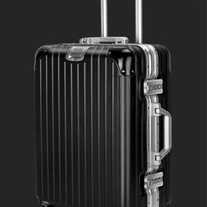 新品未使用　VARNIC スーツケース キャリーケース フレーム 360度回転 TSAロック Mサイズ 静音