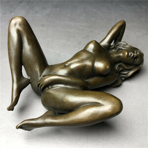 銅製　西洋美術 ブロンズ 女性像 　女神　ヌード　女性　少女　美人　裸婦　仏像　置物　　重さ約911ｇ