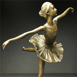 銅製　西洋美術 ブロンズ 女性像 　バレエ　女神　ヌード　女性　少女　美人　裸婦　仏像　置物　重さ約1653ｇ