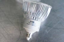 中古品　ウシオ　　ハロゲン形LED電球12個　　 E11口金　電球色　LDR5L-M-E11/D/27/5/18　他　埋込口Ф100用ダウンライト8個_画像7