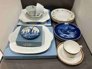 ジャンク 【1円スタート・お買得品】ブランド食器まとめ売り(WEDGWOOD ウェッジウッド INTAGLIO インタグリオ プラチナ スクエアディッシュ