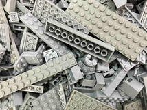 LEGO色分けブロック バラ 【グレー/ライトグレー/薄灰色】4kg以上 大量まとめ売り パーツ プレート 基本ブロック 特殊ブロック_画像6