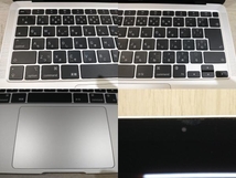 Apple MGNA3J/A MacBook Air (13-inch 2020) MGNA3J/A ノートPC_画像4