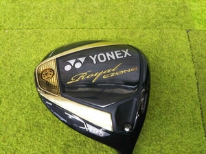 YONEX