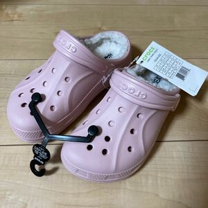 クロックス　新品　ボア付きサンダル　18.5 