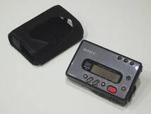 SONY DAT-Walkman TCD-D7　DATプレーヤー＋ケース　◆通電OK_画像1