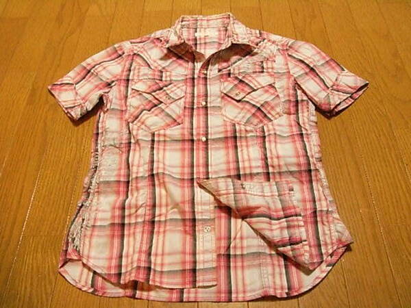 ハイダウエイ（ニコル）かっこいい半袖ドレスシャツ　レッド系　チェック柄　サイズ４６（M程度）
