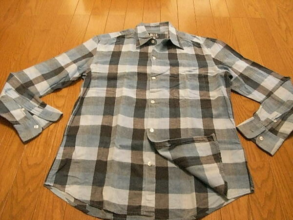 TKタケオキクチ　かっこいい長袖ドレスシャツ　ネイビー＆グレー系　チェック　サイズ3（L程度）