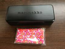 メガネケース　マリメッコ　眼鏡ケース　marimekko メガネ拭きクロス付き　未使用　定形外郵便で発送_画像2