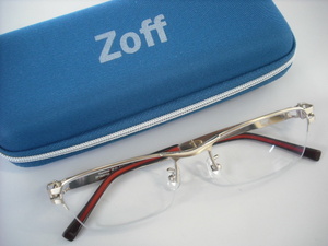 ★ Zoff ゾフ　　伊達メガネ　（度なし）　　ゴールド　　　新品同様　　　　ケース、メガネ拭き　付き　　　　送料無料