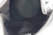 PRADA プラスチックハンドル レザーワンショルダーバッグ ブラックカラー オシャレ ファッション コーディネート ブランド品 003FADFR99_画像10