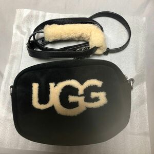 UGGショルダー