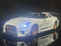 日産 GTR 1/24 ミニカー 白 ニッサン H121_画像2