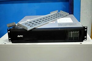 ▽Newタイプ△ APC 無停電電源装置 Smart-UPS 1500 ◇SMT1500RMJ2U/黒/ラックタイプ/マウントレール付◇ 43480Y