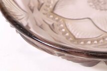 ウラン硝子の小皿 12cm / アンティークガラス プレスガラス 薄ピンク_画像2