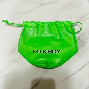 MILKBOY ポーチバッグ 巾着バッグ ネオングリーン 新品未使用品