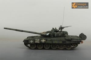 No-532 1/35uklaina army T-72B3. war tanker army for tank plastic model final product 