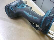 ジャンク makita マキタ 18V充電式インパクトドライバ TD148D 本体+ケース 即決送料無料（不可エリア有）_画像4