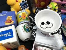 【C725】Disney ディズニーグッズ 大量 まとめ売り 39点セット 新品〜中古まで 食器 フィギュア ぬいぐるみ タオルなど_画像6