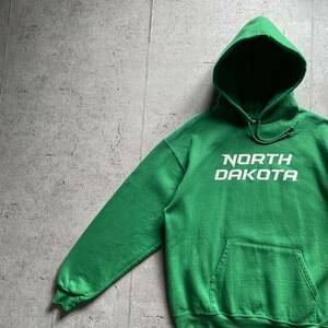 champion チャンピオン カレッジロゴ NORTH DAKOTA プルオーバー パーカー グリーン L