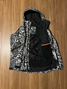 バートン BURTON AK cyclic jacketサイクリック ジャケット S 最新 パーカー スノーボード カモフラ ゴアテックス GORE TEX 