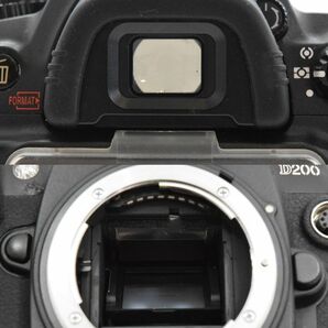 ★すぐに使える★スターターセット♪ Nikon ニコン D200 ボディ + AF-S DX NIKKOR 18-55mm F3.5-5.6 G VR II + ストロボ・バッテリー他多数の画像4