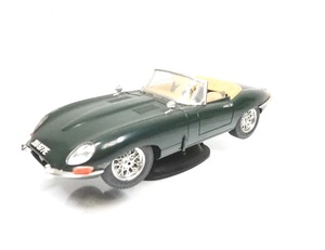 ブラーゴ 1/18 ダイキャストカー ジャガー Eタイプ カブリオレ 1961 ブリティッシュグリーン E-Type ロードスター 箱無し SKT601