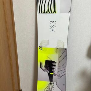 スノーボード板　SALOMON