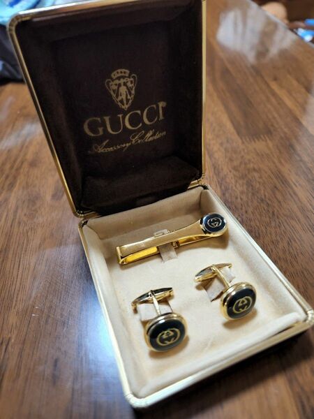 【GUCCI新品未使用】超お得　ネクタイピン&左右カフス&GUCCIケース付きセット　