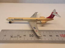 HARLEQUIN AIR ミニエアプレーンモデルシリーズ MD-81日焼けあり_画像1