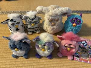 中古　ファービー　Furby　7体＋オフィシャルガイドブック１冊まとめて