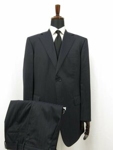 【Aquascutum アクアスキュータム】 ウール素材 2ボタン 濃紺 スーツ (メンズ) size104BB7 ネイビー ストライプ柄 ■27RMS7603