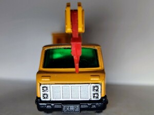日本製トミカ いすゞ エルフ クレーン ＴＳ―３０