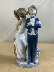 ◆FM88 ●比較的美品● リヤドロ 陶器人形「すてきよ！」LLADRO 05555　ウェディング スペイン製 フィギュリン 結婚式　置き物　人形◆T