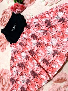 夢展望◆黒×ゴージャス花柄◆キラキラ◆素材が柔らかく伸びが良すぎる◆ツルツル◆ドレス◆ワンピース◆M~L