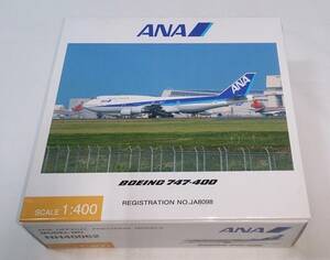 35S【中古】ANA BOEING 747-400 JA 8098 MODEL NO. NH40062 SCALE 1:400 飛行機