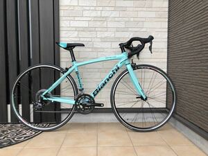 【美品】ビアンキ BIANCHI ベルガモ BERGAMO 2023年新車購入 アルミ ロードバイク 46サイズ 2×8速 チェレステ