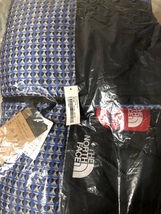 新品未開封 Supreme The North Face Studded Nuptse Jacket Royal 21SS 青 BLUE ノースフェイス スタッズ ヌプシ ジャケット_画像2