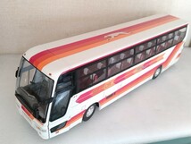 アオシマ模型 1/32帝産観光バス(三菱ふそうエアロクイーンⅠ) 素人組立品_画像9