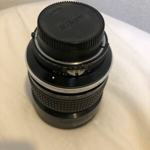 Nikon NIKKOR 85mm 1:1.4 カメラレンズ HN-20付き