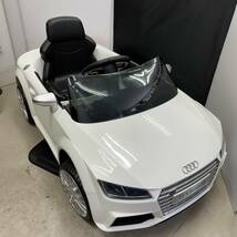 【動作確認OK】　アイジュトイズ　Audi TTS　電動乗用ラジコンカー　アウディ　乗用玩具　子供用　正規ライセンス品　ホワイト　組み立て済_画像1