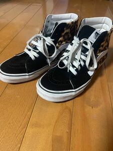 VANS ハイカットスニーカー ヒョウ柄 