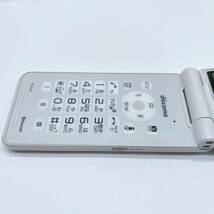 【美品】 docomo ドコモ P-01H ガラケー 携帯電話 ホワイト 白 パナソニック Panasonic 携帯_画像3