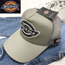 未使用品 Dickies グレー メッシュキャップ アメカジ メンズ レディース カジュアルアウトドア キャンプ バイク ロゴ刺繍タグ ディッキーズ_画像1