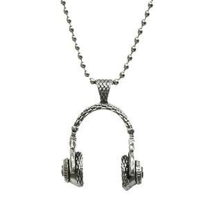  pendant top surgical stainless steel headphone motif. pendant L size chain attached headphone earphone music 