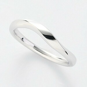 指輪 18金 ホワイトゴールド シンプルモダンなウェーブリング 幅2.8mm