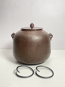 ● コレクター必見 茶釜 釜 鉄瓶 銅蓋 茶道具 金属工芸 重さ約2.7kg 工芸品 tk994