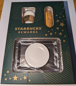 STARBUCKS REWARDS限定　IDカードホルダー＆ミニチュアコレクション