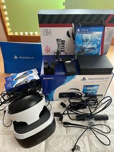 プレステ４PlayStation VR WORLDS モーションコントローラー2本スタンド付き