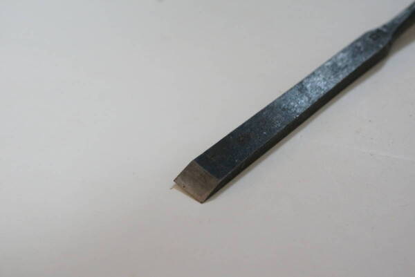2329_3【送料無料】突き鑿 9mm 角利 japanese carpenter chisel nomi